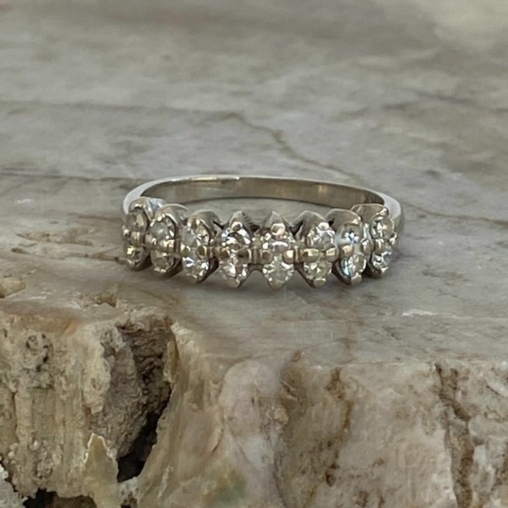 VTG 14K EREV White Gold 16 Stone Round Diamond Wedding Band Ring 5.75 - Picture 16 of 16